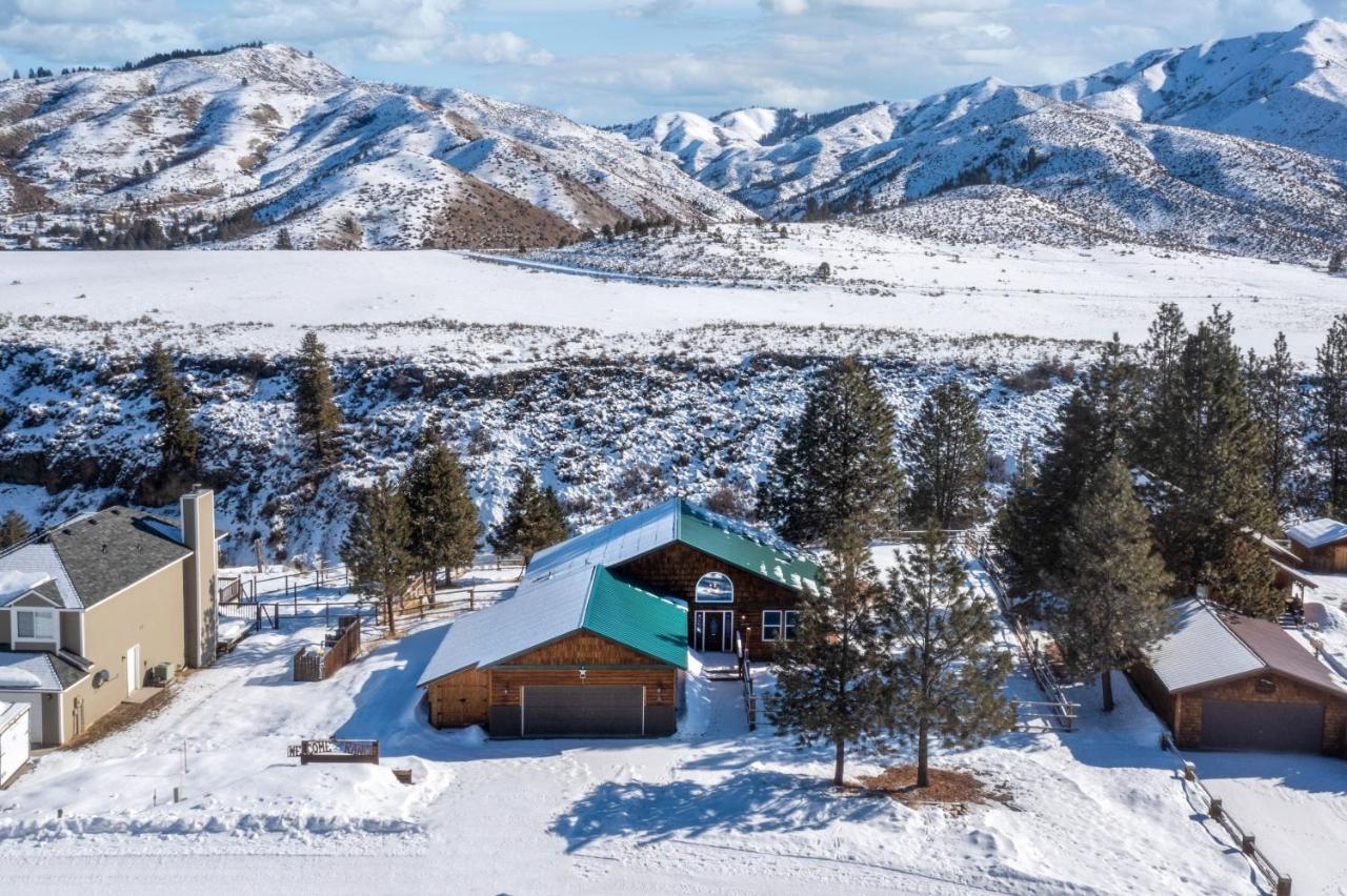 Twin Pines Wilderness Cabin: Scenic Views & Pet-Friendly Retreat Boise Exterior photo